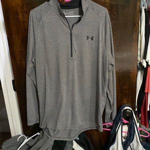 Men under armour pullover